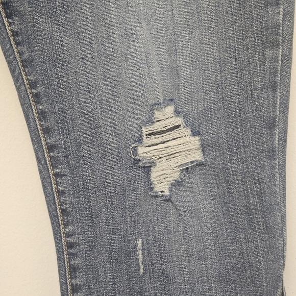 40 KUT FROM THE KLOTH ANKLE SKINNY DISTRESSED JEANS WOMEN'S SIZE 12 - Picture 7 of 13